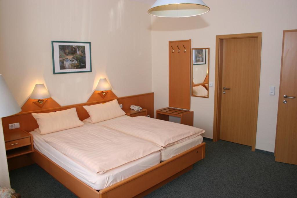 Petersen Hotel 3*